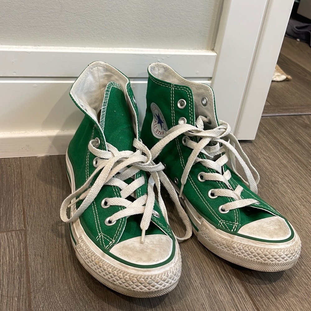 green converse